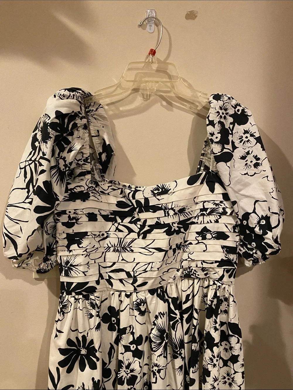 Abercrombie & Fitch Emerson floral midi dress with puff sleeves in black/white